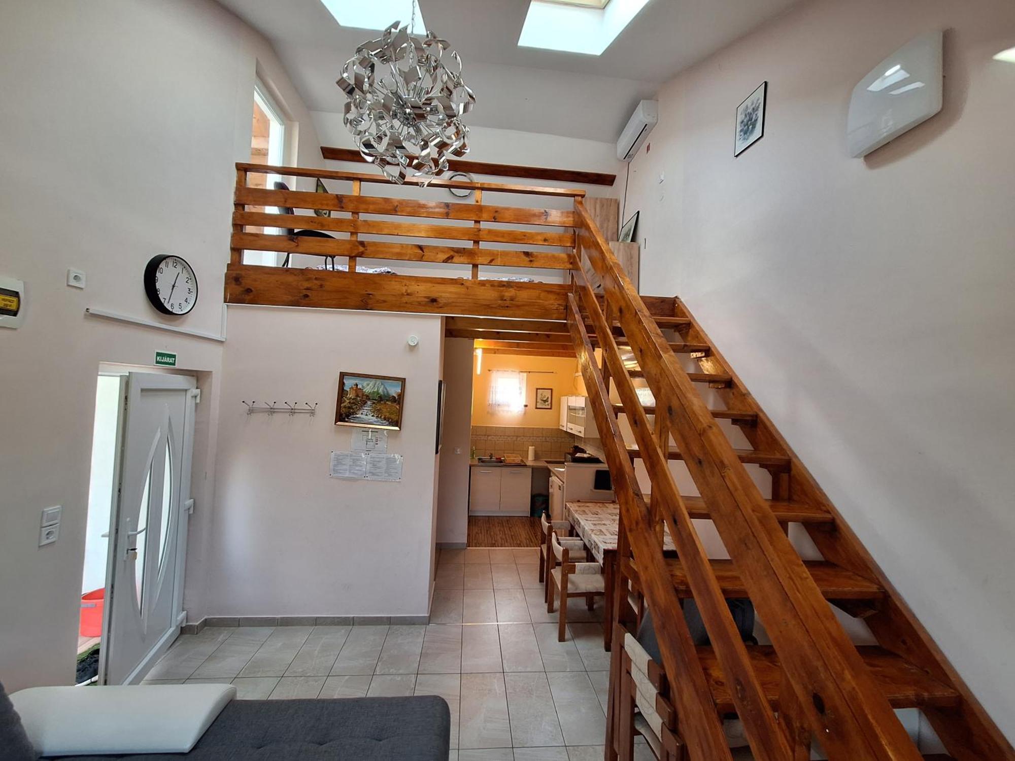 Cserke Holdfeny Apartman Черкесёлё Экстерьер фото